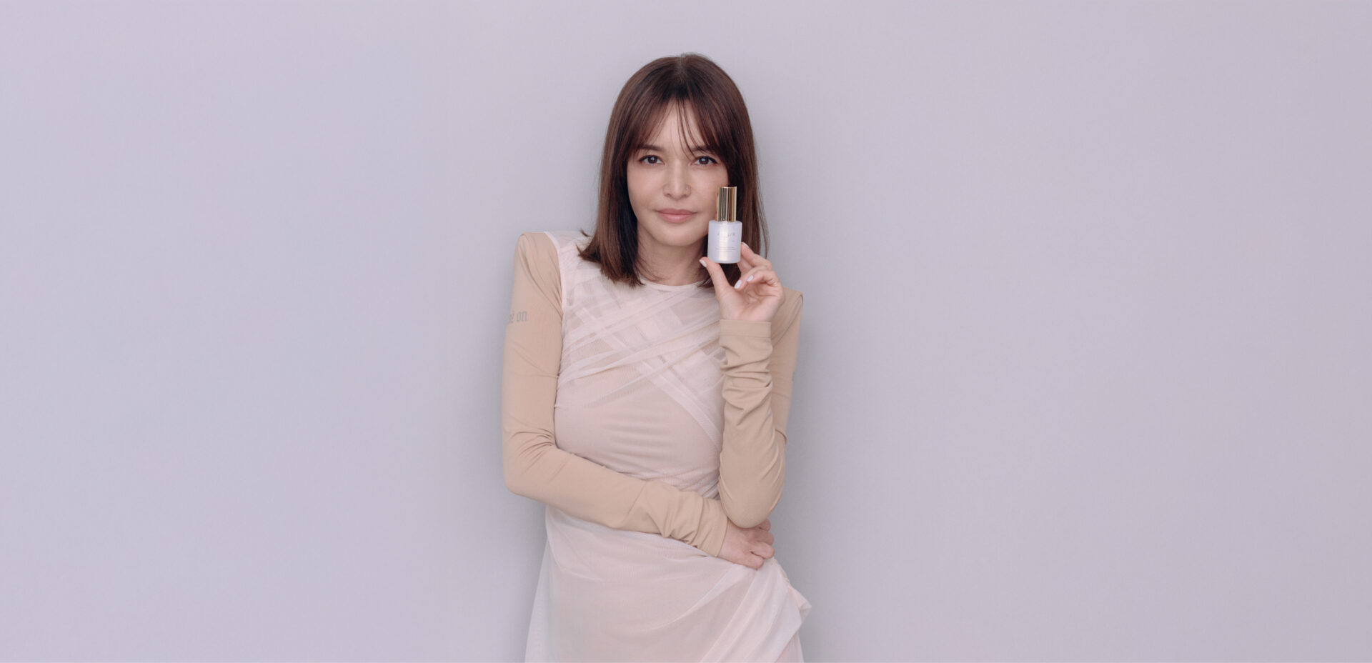 梨花が自信を持っておくるAKNIRのスキンケアライン。ローンチへの想いとは？
