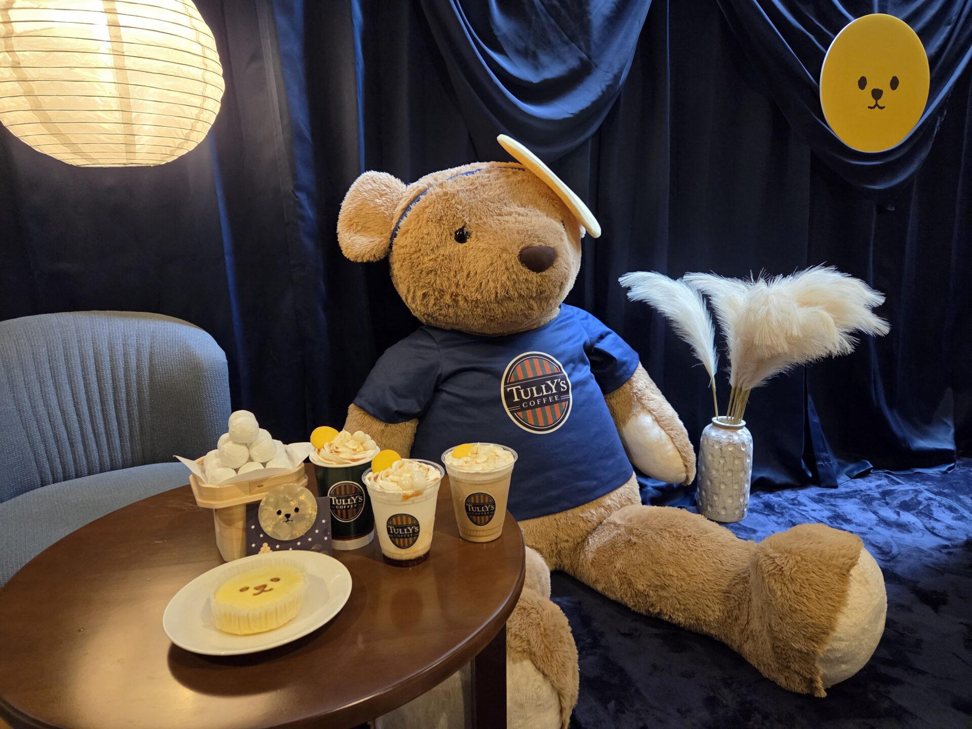 お店でおうちで“まったりーず”。TULLY’S COFFEEにお月見がやってきた！