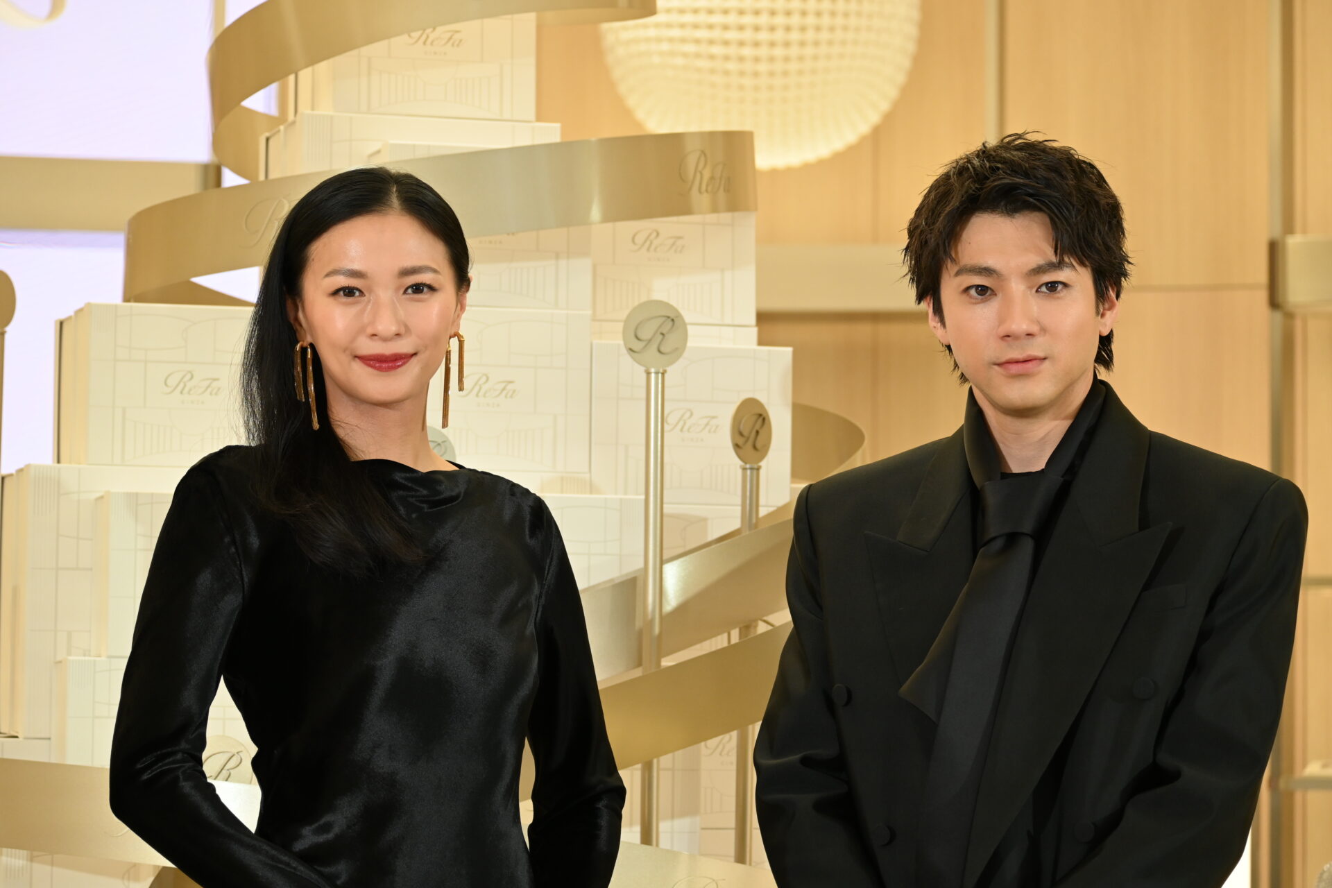 ReFa GINZAは「発見やご縁を思い返せる場所」榮倉奈々さん＆山田裕貴さんがオープニングセレモニーに登場！