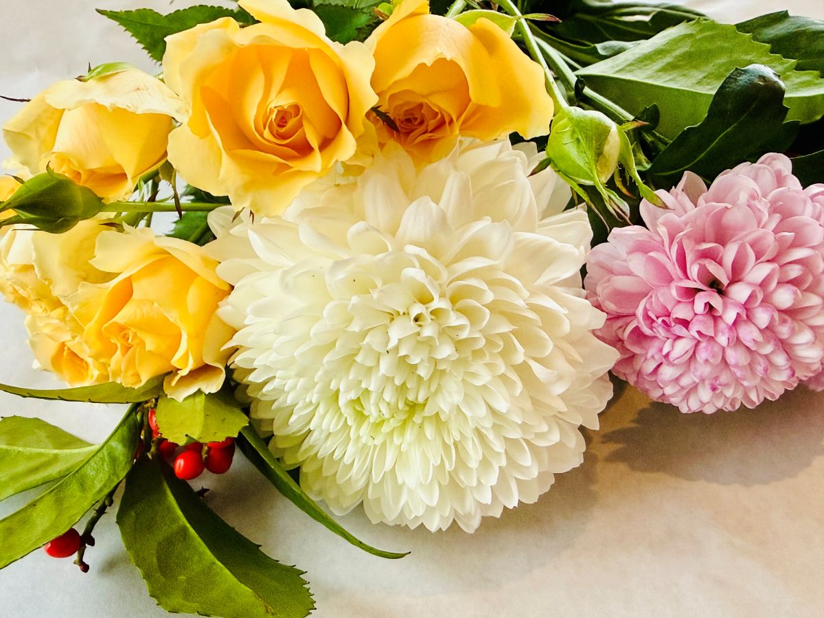 【季節の花×キレイ】自分で作る和洋お正月飾りと開運新作赤リップ2選