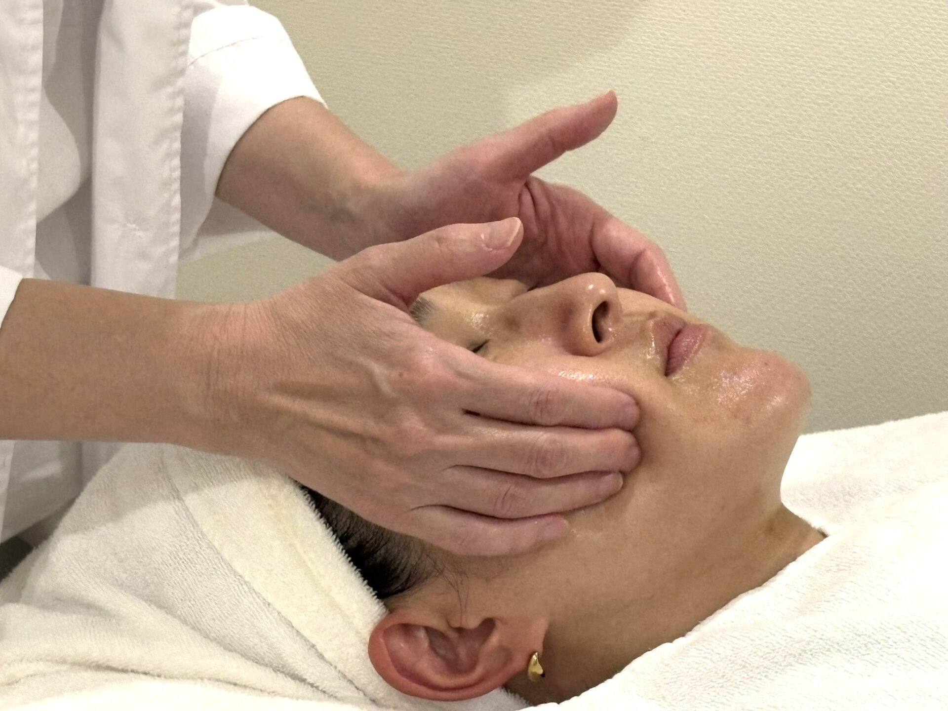 なぜ美容ライターが予約する？千駄ヶ谷「KAOYOMIサロン」の実力を体験取材