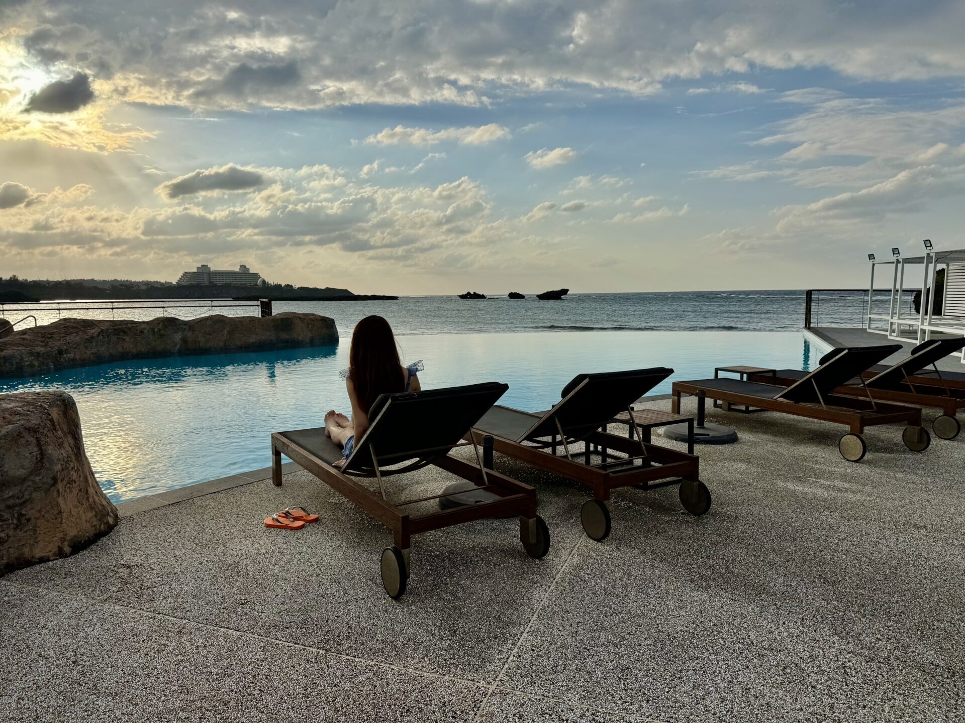 360度を海に囲まれた「ハイアット リージェンシー 瀬良垣アイランド 沖縄」で美食を満喫