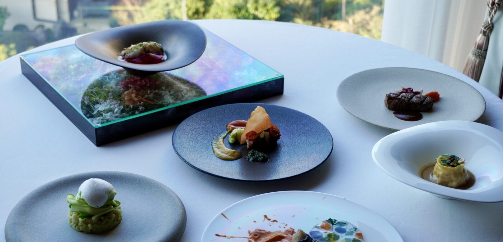 【ホテル椿山荘東京】メインダイニング「イル・テアトロ」新章へ。新エグゼクティブシェフ就任と春のコース